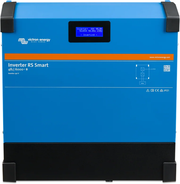 Inverter RS Smart 48|6000 — przód z wyświetlaczem LCD, wersja bez wejścia solarnego
