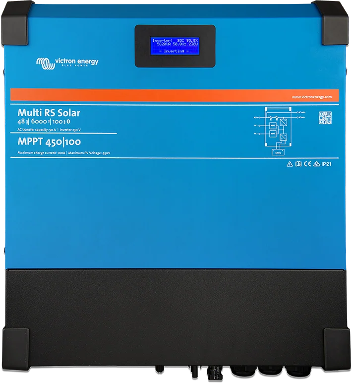 Multi RS Solar 48|6000 z regulatorem MPPT 450|100 — przód z wyświetlaczem