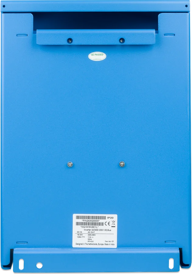 Phoenix Inverter 24|3000 od tyłu — uchwyt do zawieszenia na ścianie