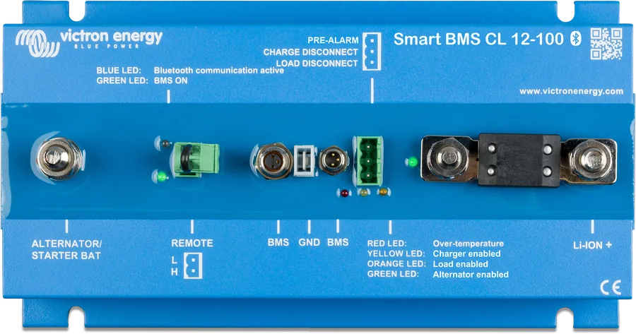 Smart BMS CL 12-100 z góry — zaciski ALTERNATOR/STARTER BAT i LI-ION+, złącza remote, BMS, pre-alarm, diody i bezpiecznik MEGA